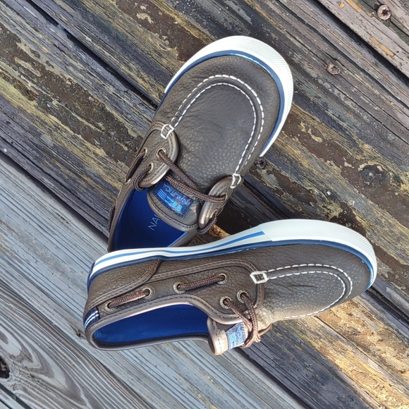 Nautica Kids Boat Shoe - Picture 16 of 17